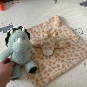 Baby stuffed dinosaur, blanket